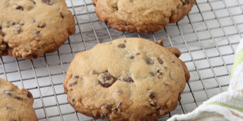 There are alot of very good recipes for chocoalte chip cookies and some not so good. Ridgely Brode tries out two different recipes and one is a winner!