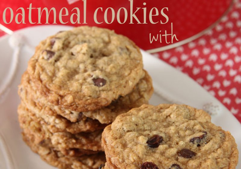 Want a delicious oatmeal raisin cookie recipe that is melts in your mouth and you can switch out the raisins for chocolate chips? Here it is!