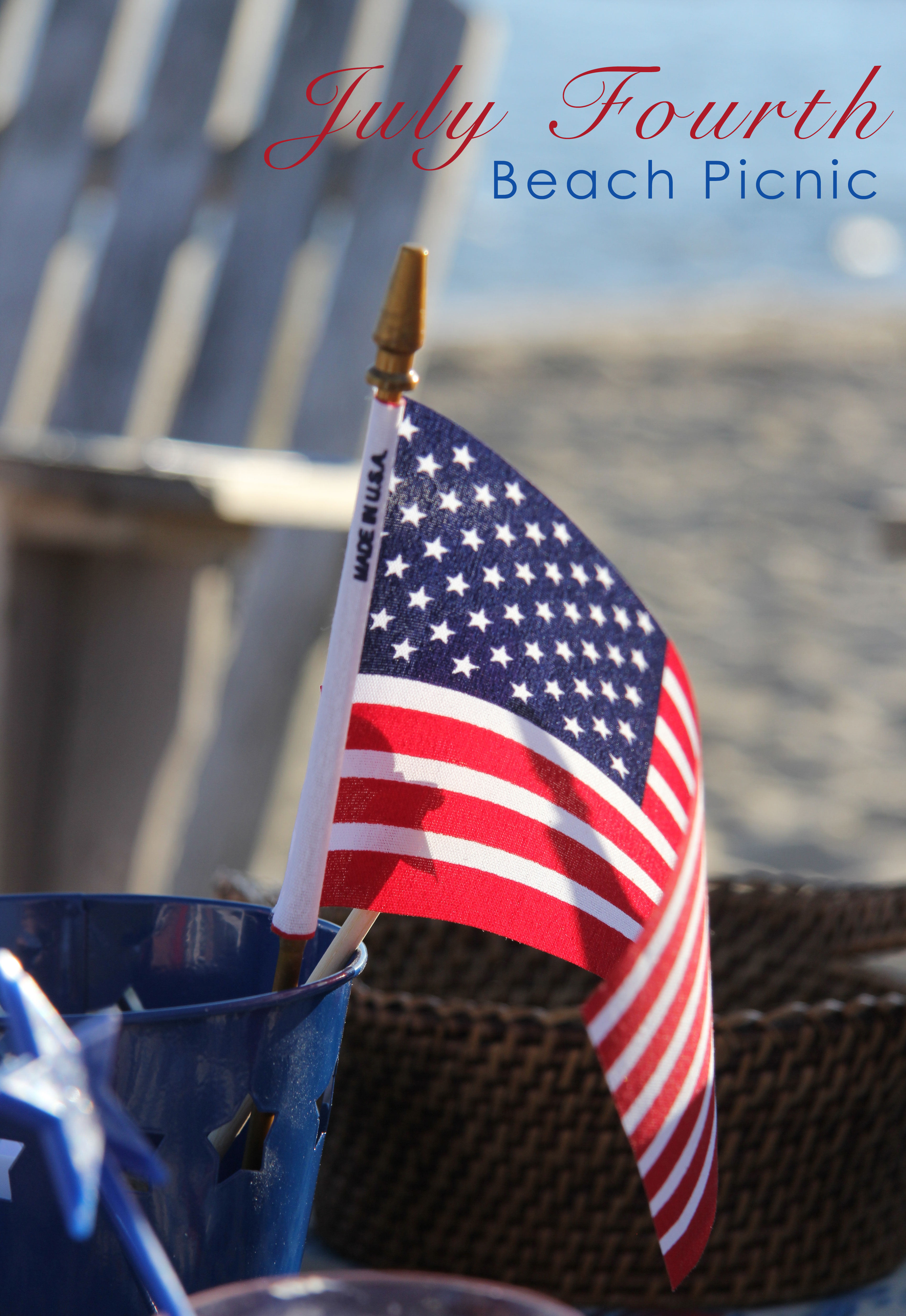 Plan a patriotic Beach Picnic with this delicious menu with easy to make recipes and a FREE downloadable packing list.