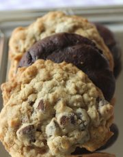 Do you like soft, chewy and delicious oatmeal cookies? Then you will love Lisa's cookies. Add chocolates, nuts and/ or raisins depending on your taste!