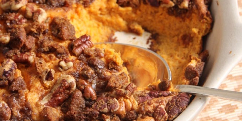 Update your Thanksgiving menu with this sweet potato pudding with pecan and gingersnap topping. You won't believe how light it is and so delicious!