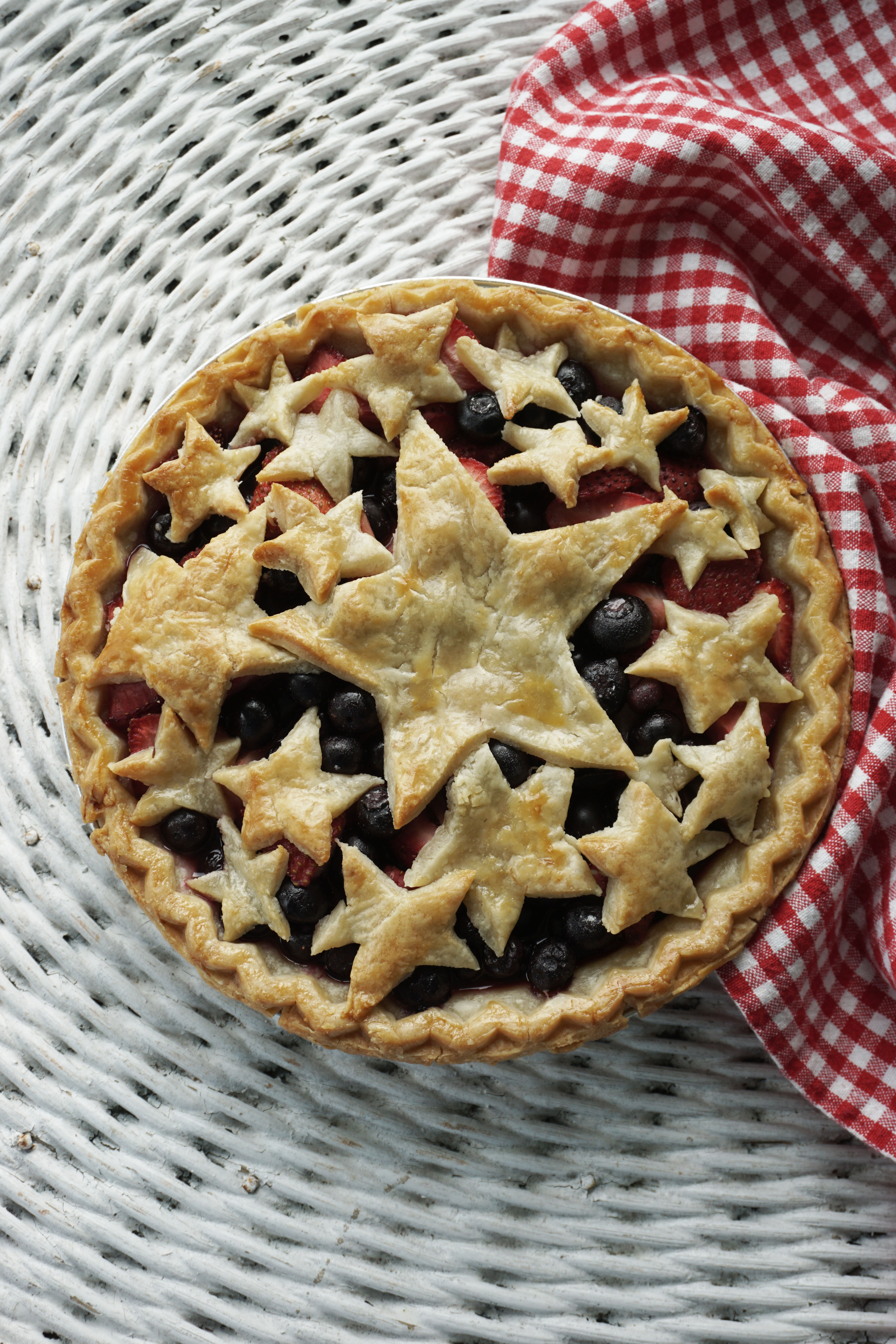 Short on time but still want to make a very berry fourth of July dessert? Make this mixed berry pie with store bought crust! Its yummy and patriotic!