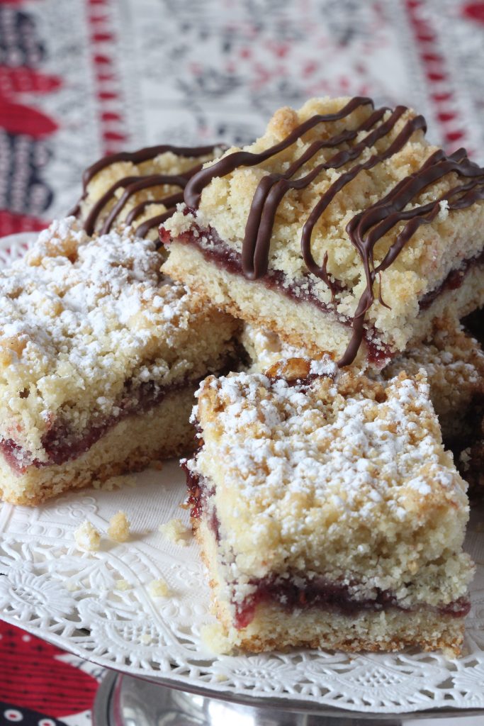 Just in time for Valentine's Day, Ridgely Brode shares a recipe for Raspberry Crumble-topped Bars on her blog, Ridgely's Radar.