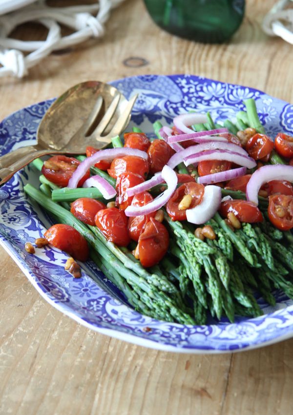 Asparagus with Balsamic Tomatoes and Pine Nuts