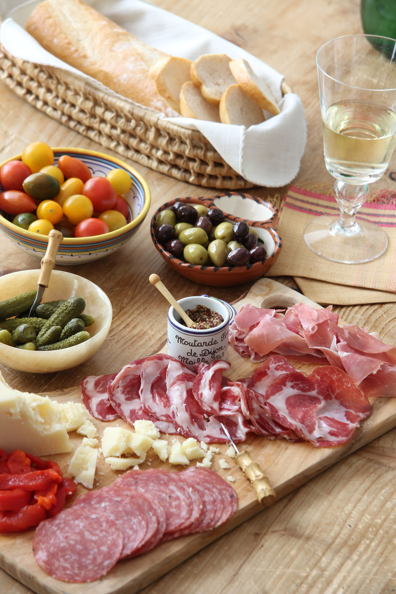 Prepare a Delicious Charcuterie Board from the grocery Store | Ridgely's Radar Ridgely Brode prepares a quick, easy and delicious Charcuterie Board with everything she found at the local grocery store on her blog, Ridgely's Radar.