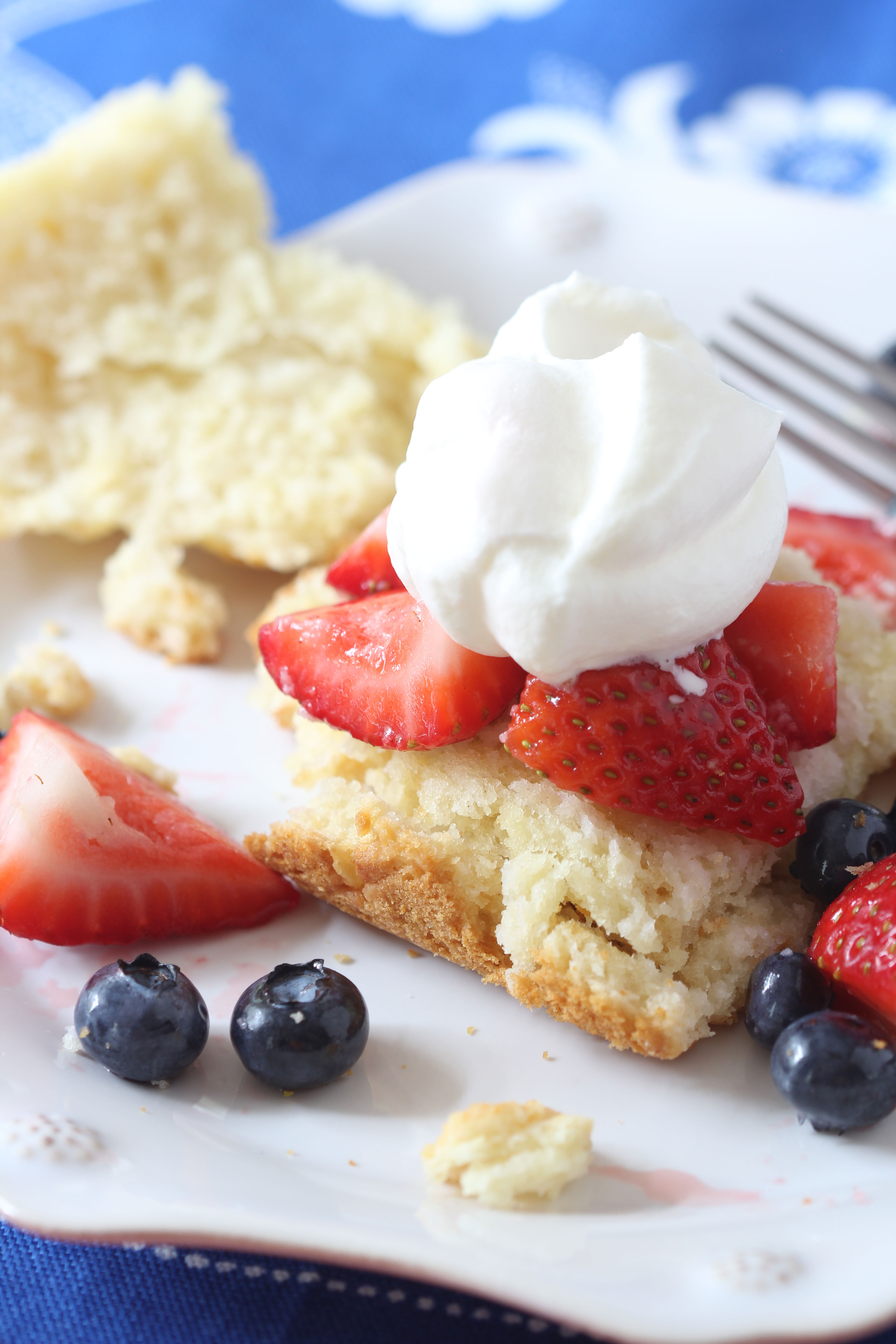 Looking for a red, white and blue dessert that is also super easy to make and delicious? Make this strawberry and blueberry shortcake!