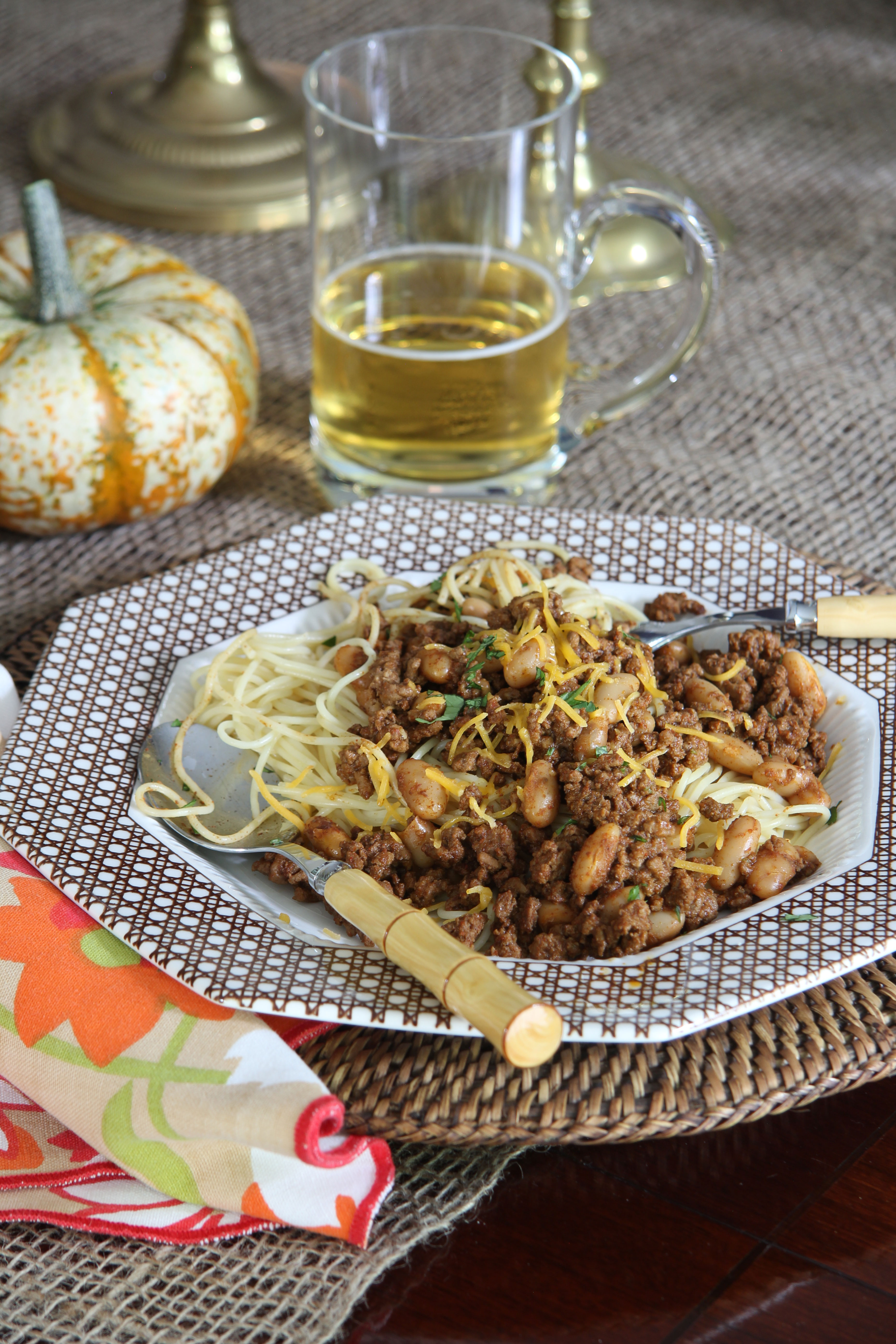 Ridgely Brode makes an Easy and yummy Weeknight Chili after a busy few days of activities for her family on her blog Ridgely's Radar.
