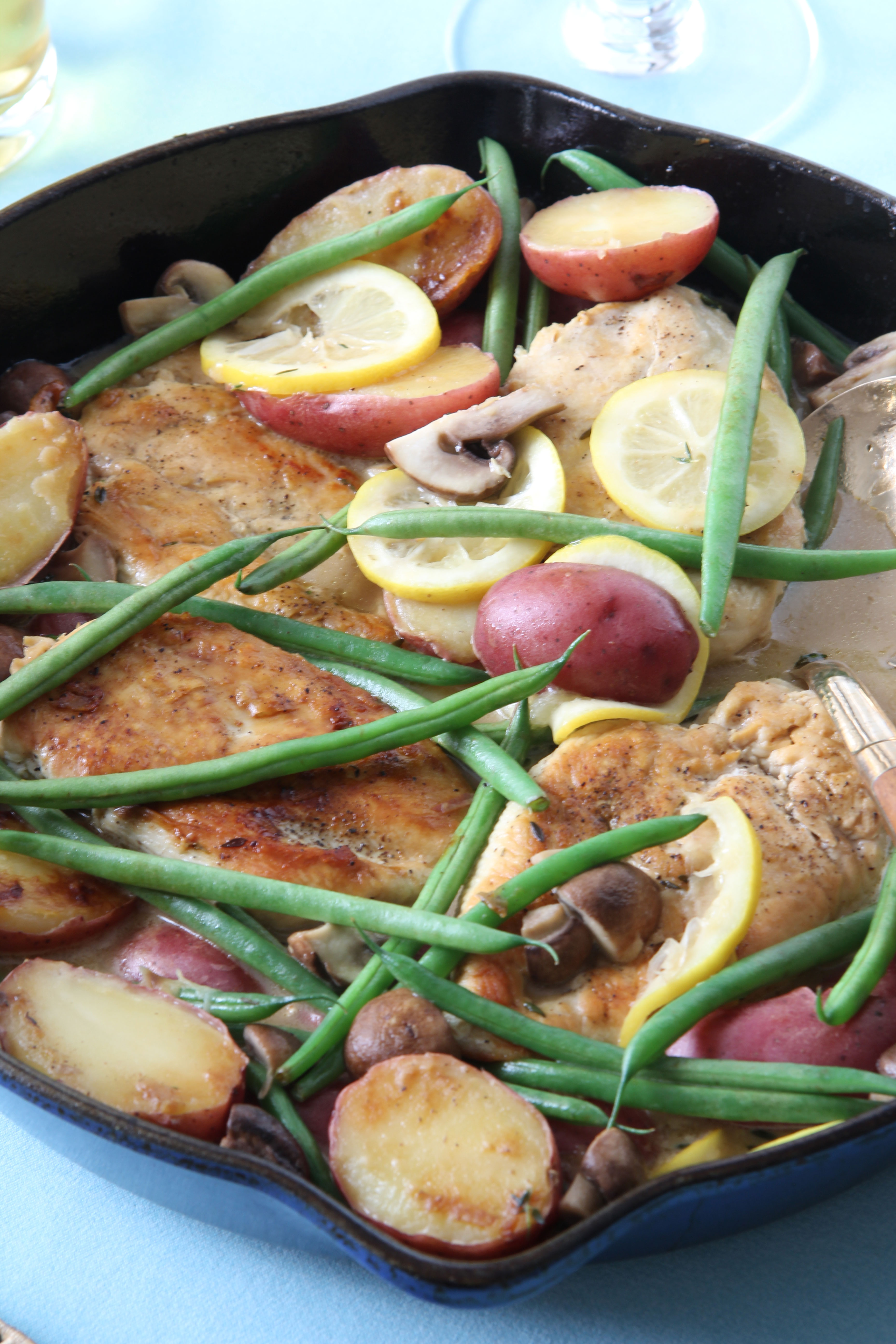 The Brode's are cooking up an easy to make and delicious weeknight lemon chicken skillet dinner and sharing it on Ridgely's Radar.