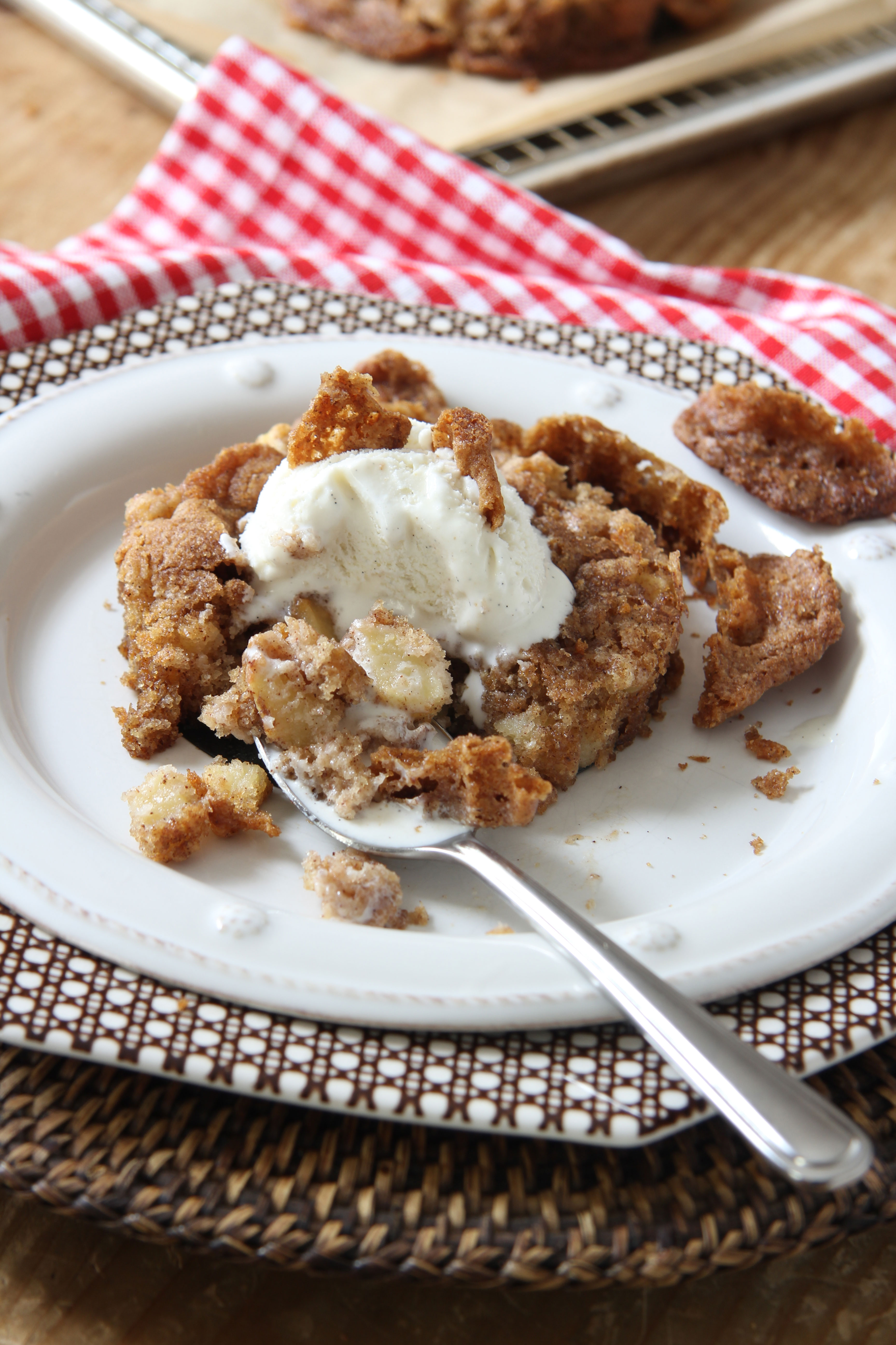 Get into the Fall season with delicious, easy to make individual apple pies that have crispy cookie topping! Your guests will think you are a master chef!