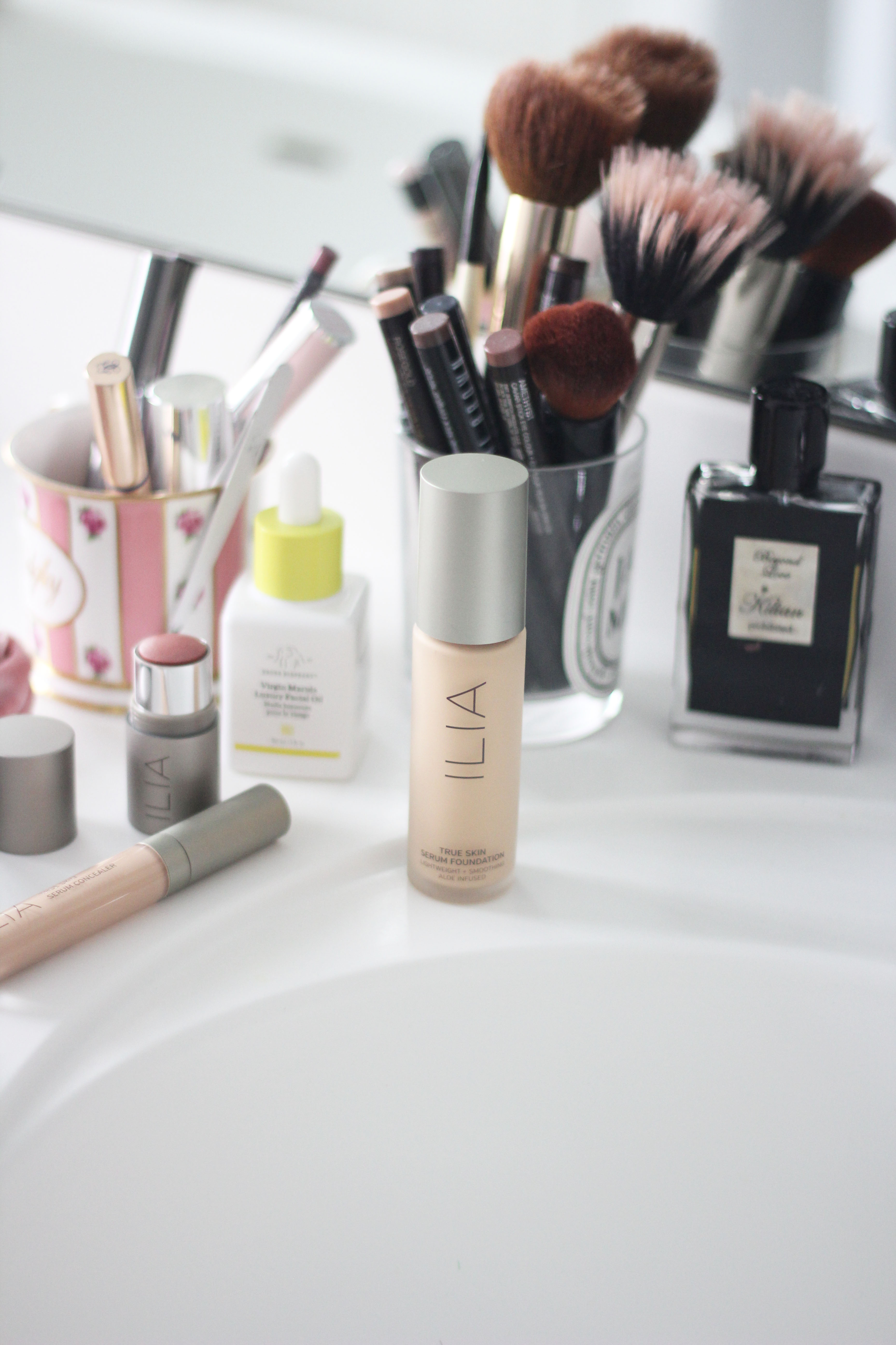 Looking for a clean beauty Foundation and Concealer to nourish, cover and enhance your complexion? Ilia will do all that plus feels great on your skin!