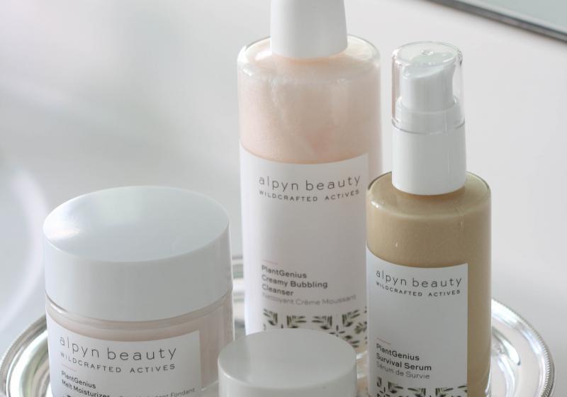 Treat your skin to them best clean beauty products from Alpyn Beauty! Includes a cleanser, serum, moisturizer and eye-balm that will have your skin glowing!