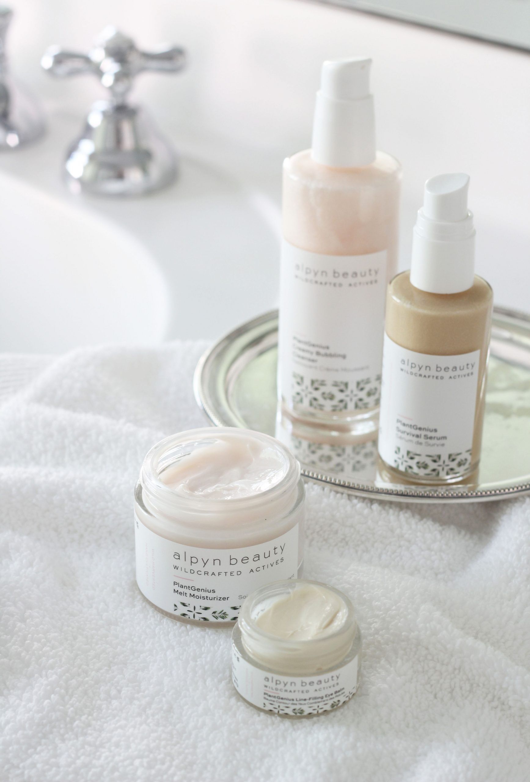 Treat your skin to them best clean beauty products from Alpyn Beauty! Includes a cleanser, serum, moisturizer and eye-balm that will have your skin glowing!
