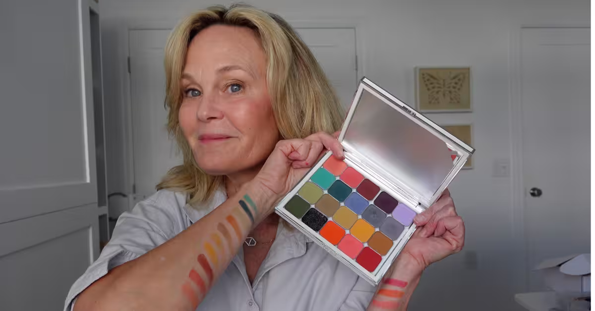 New Pressed Pigments from Seint Beauty